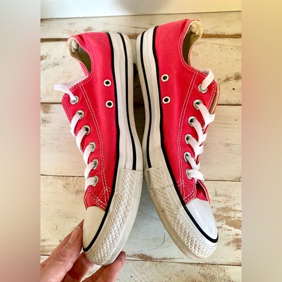 Converse All Star Dark Pink Low-Top Sneakers - Unisex women’s sz 10 men’s 8 EUC - Picture 12 of 13